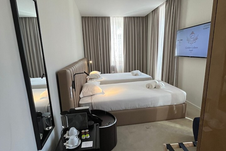 Room 37 of 105