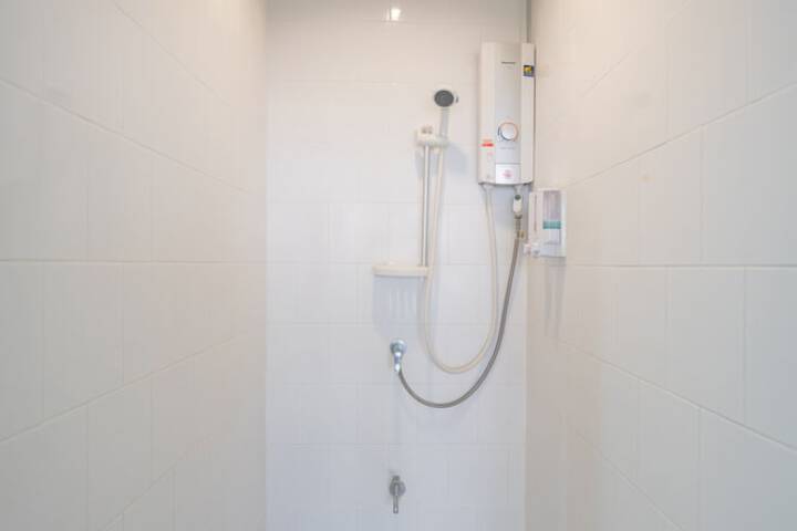 Room 128 of 149