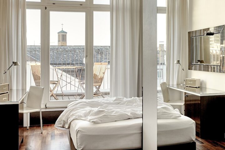 Room 26 of 62