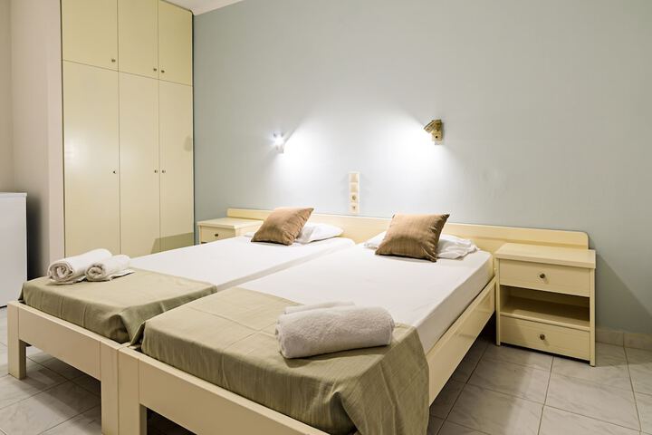 Room 22 of 27