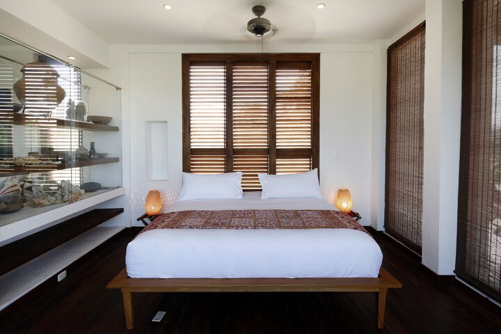 Room 7 of 39