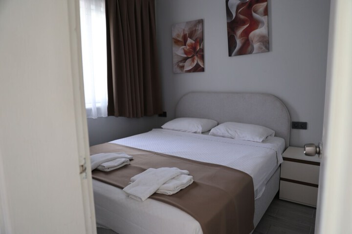 Room 3 of 19
