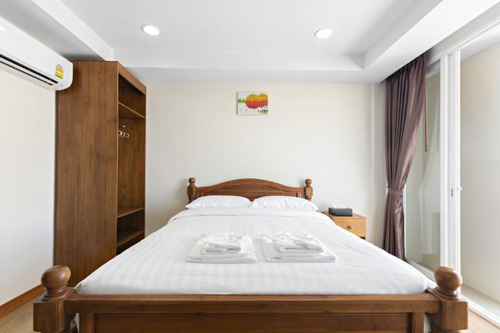 Room 18 of 43