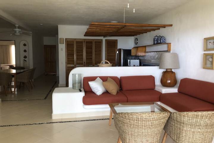 Room 15 of 37