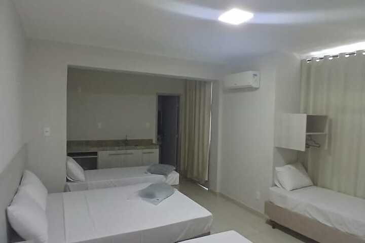 Room 11 of 16