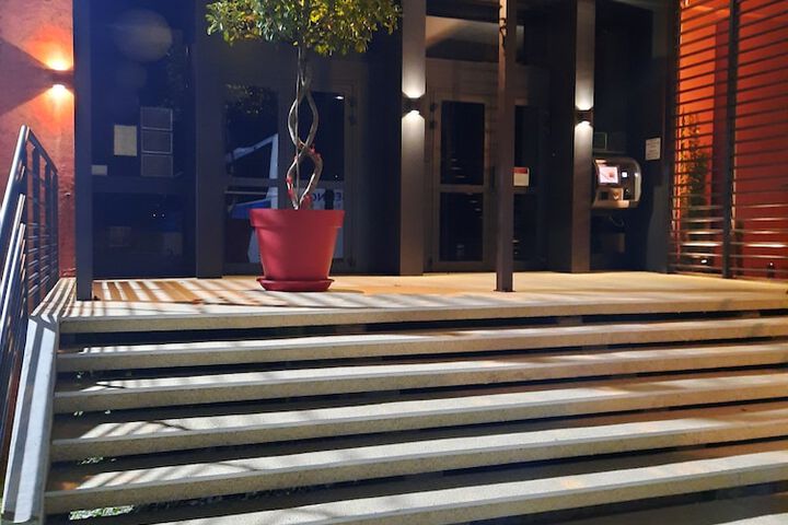 Hotel 44 of 45