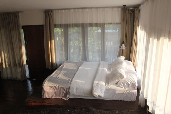 Room 22 of 56