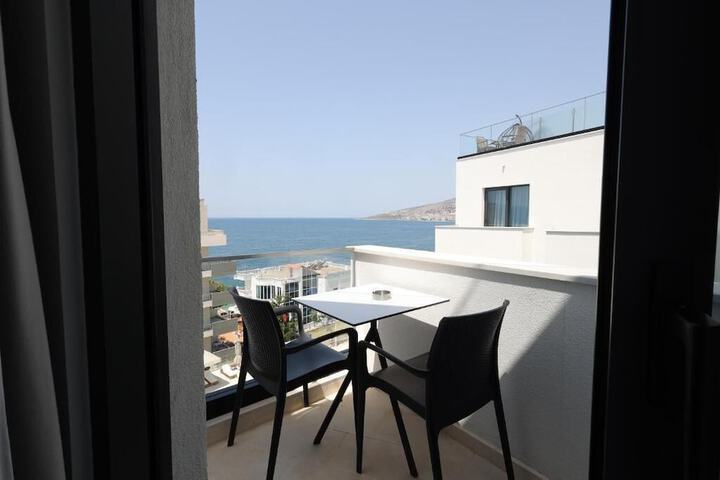 Terrace/Patio 57 of 107