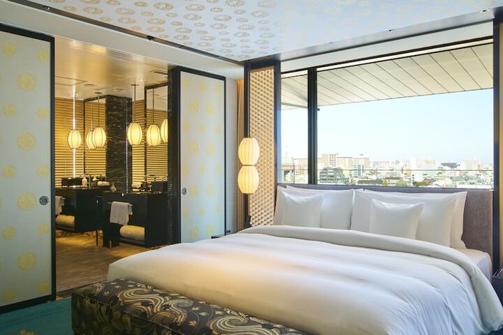 Room 54 of 201