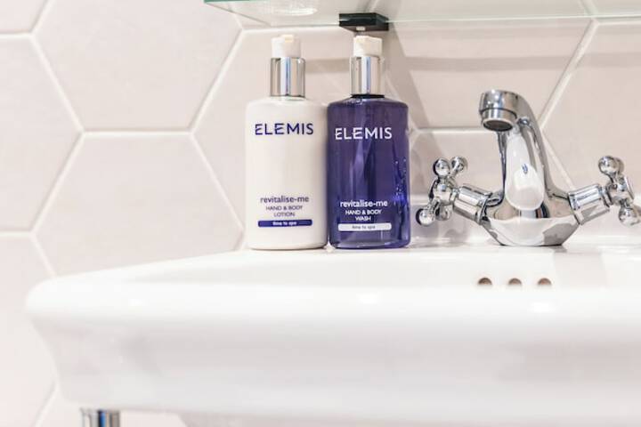 Bathroom Interior Photo