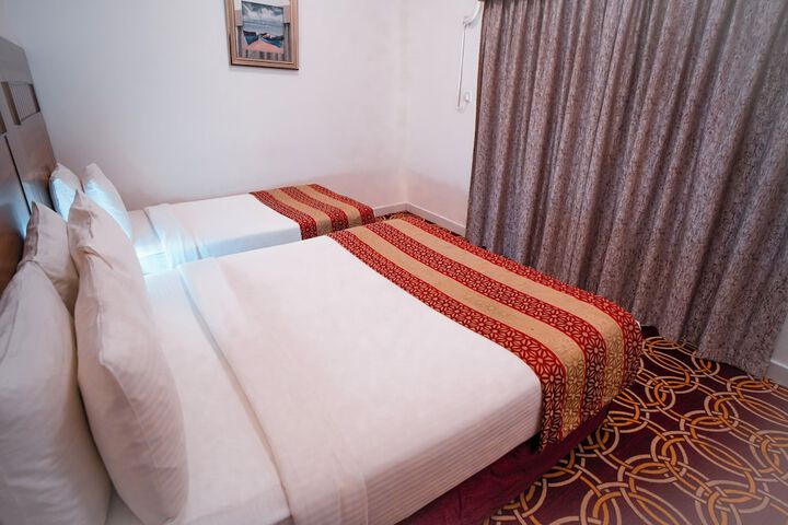 Room 15 of 60