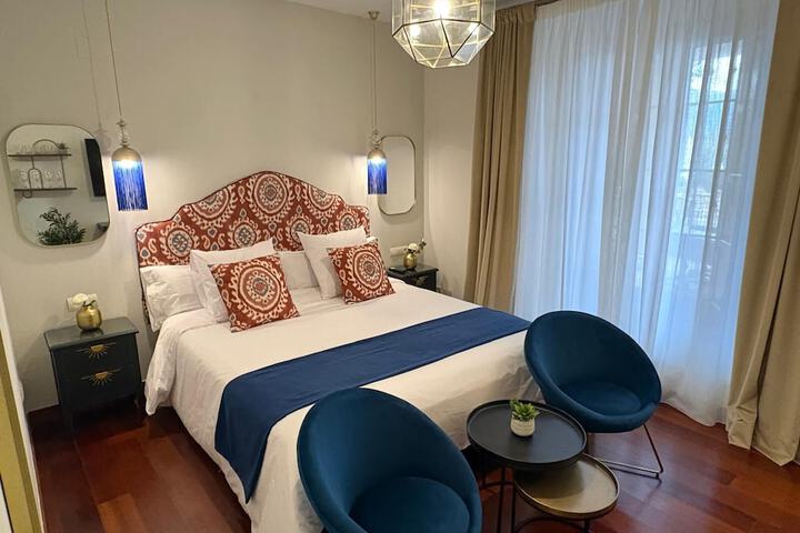 Room 5 of 89