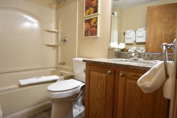 Room 12 of 40