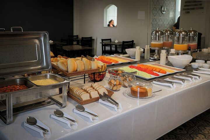 Breakfast/Coffee Service 38 of 43