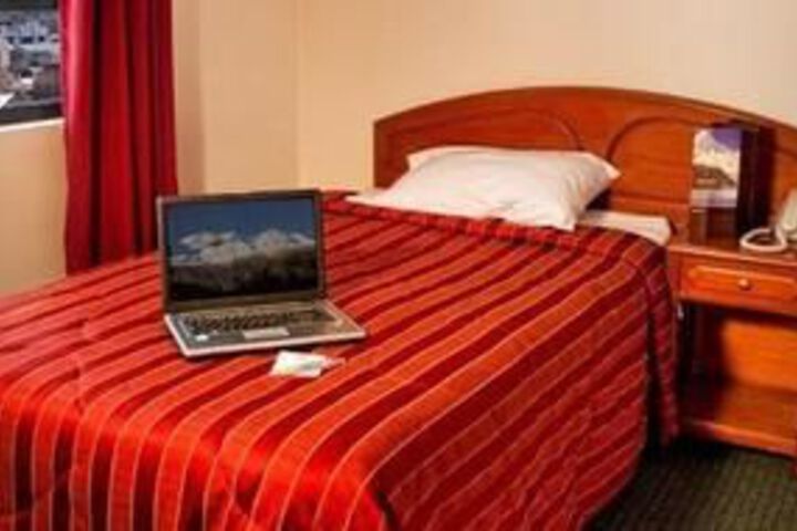 Hotel 11 of 29