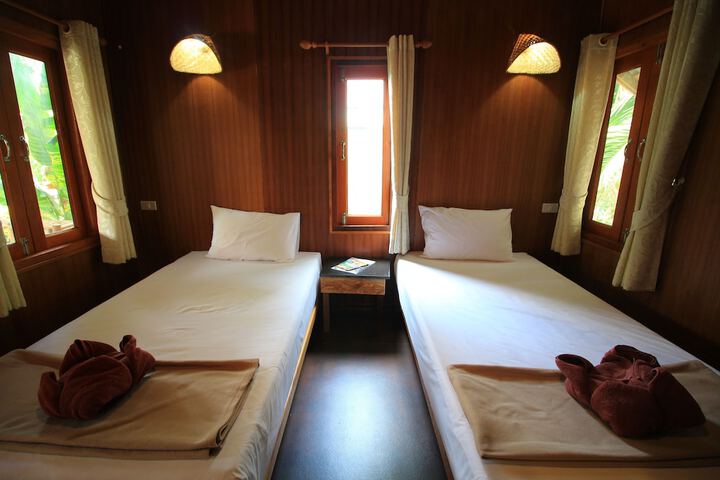 Room 15 of 54