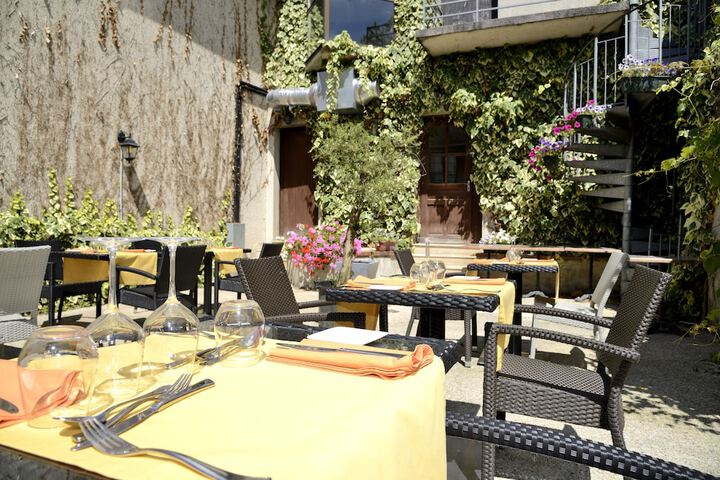 Terrace/Patio 40 of 44