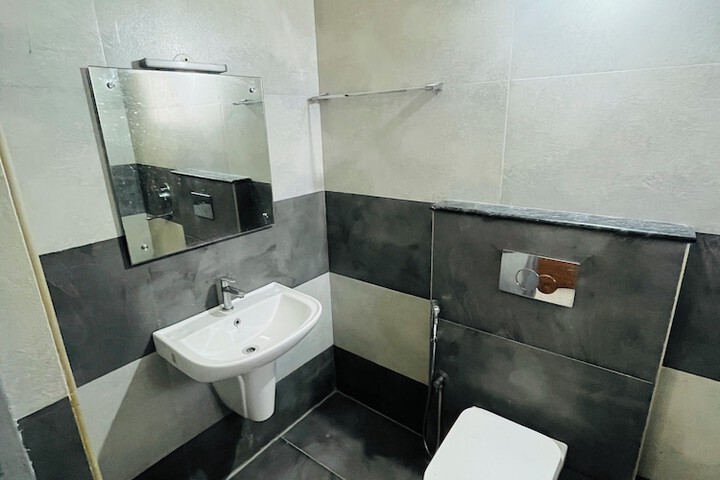 Room 14 of 17
