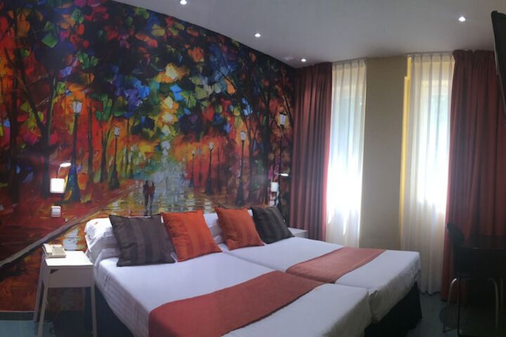 Room 30 of 60