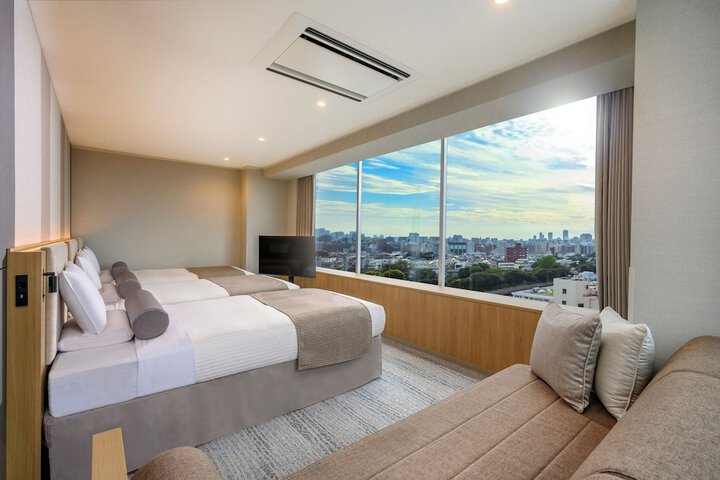 Room 18 of 49