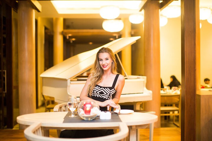 Dining 54 of 75