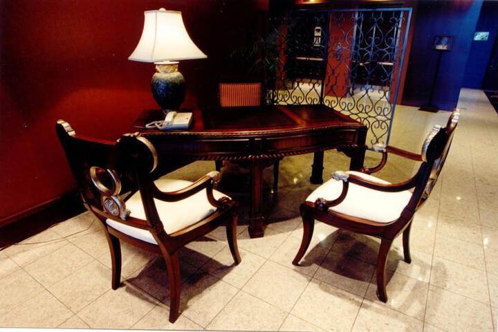 Business Center 68 of 72