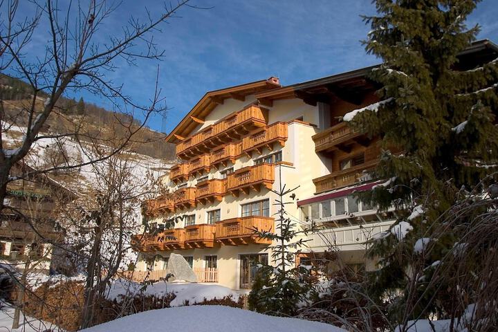 Hotel 73 of 76