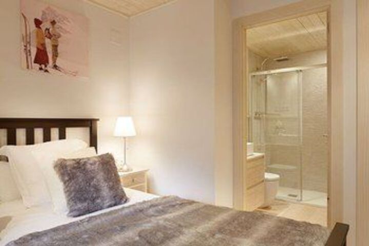 Room 10 of 23