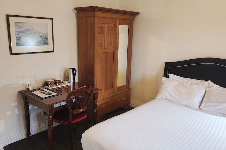 Room 22 of 89