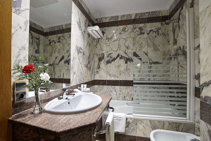 Clean Restrooms