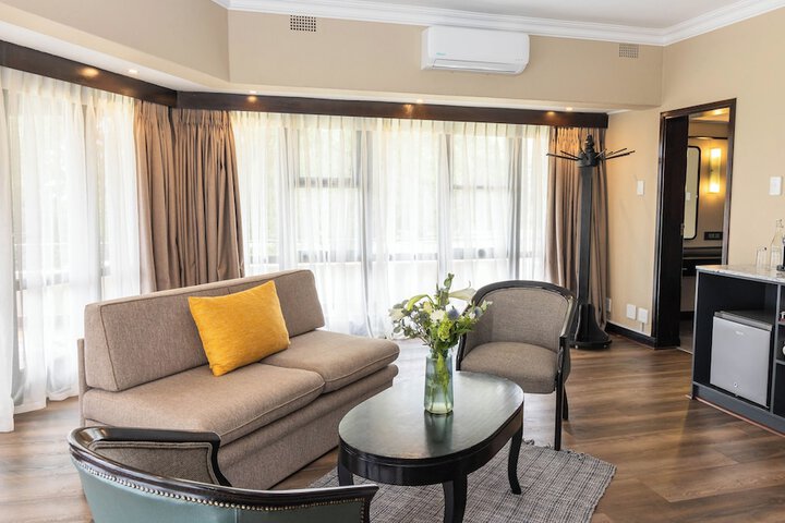 Room 20 of 118