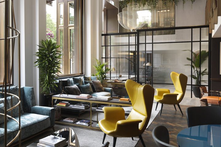 Hotel Lobby