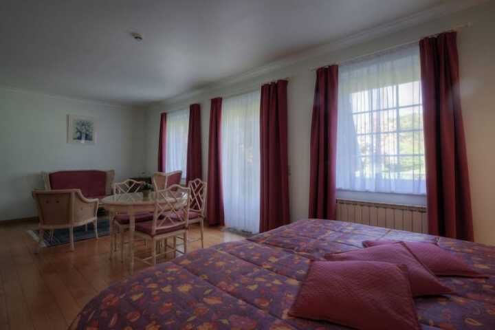 Room 16 of 39