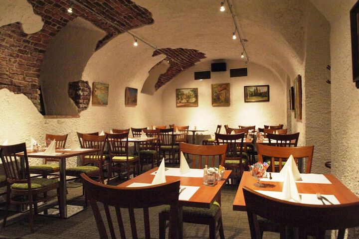 Dining 61 of 70