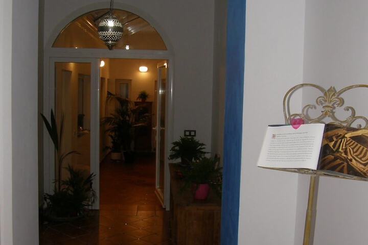 Entrance & Lobby