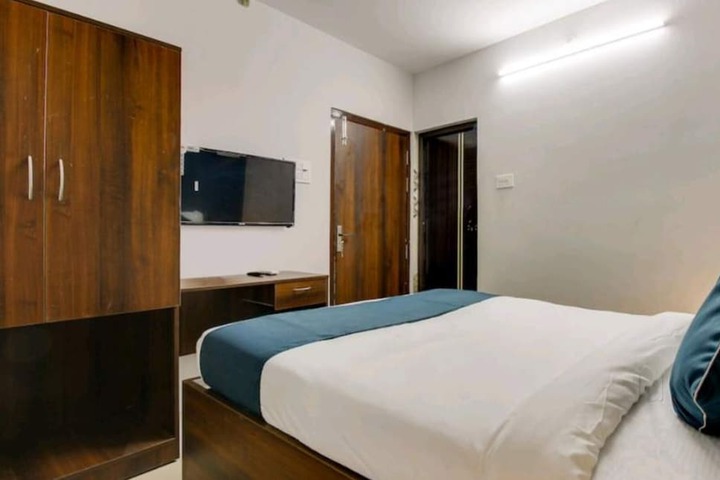 Room 14 of 31