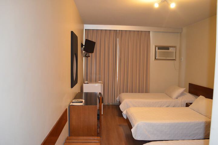 Room 11 of 42
