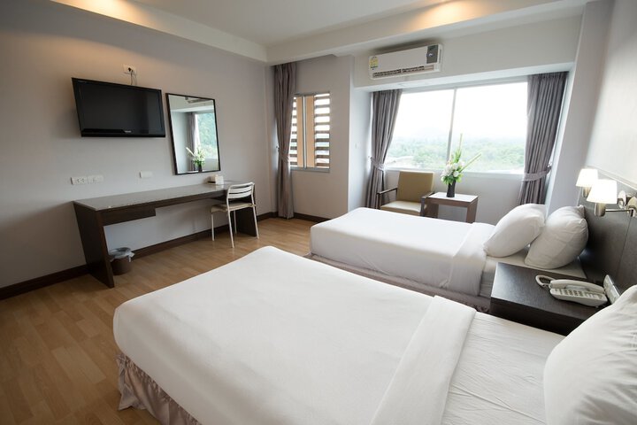 Room 12 of 43