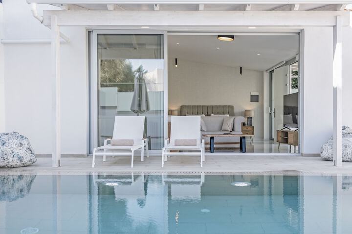 Pool 85 of 113