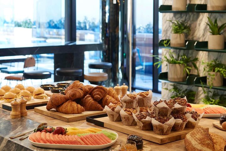 Breakfast/Coffee Service 39 of 73