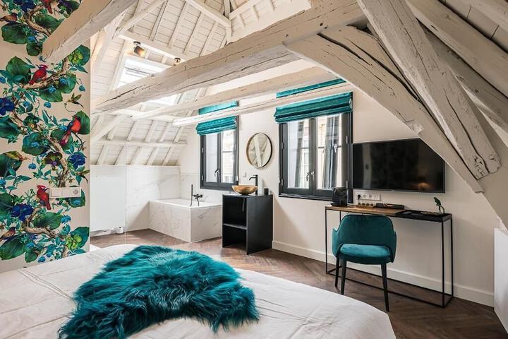 Room 20 of 73