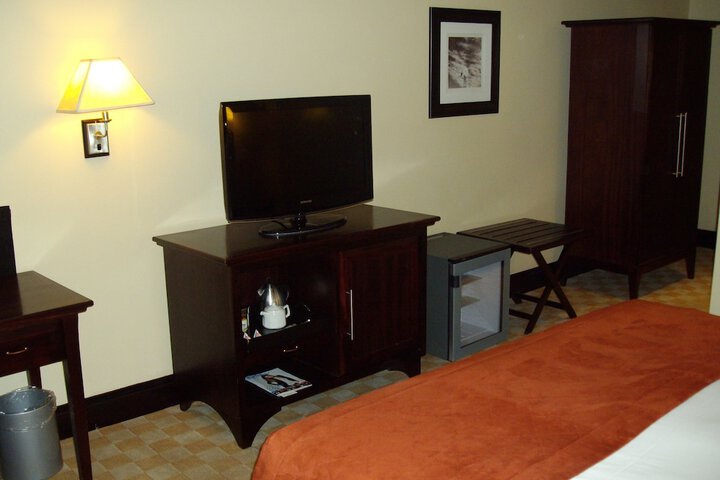 Room 5 of 47