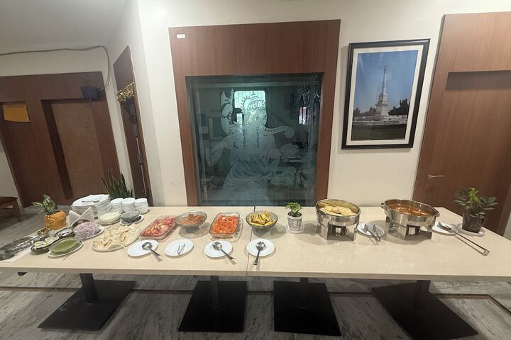 Dining 23 of 34
