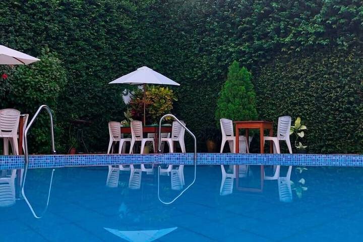 Pool 25 of 34
