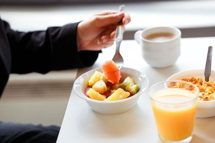 Breakfast/Coffee Service 31 of 40