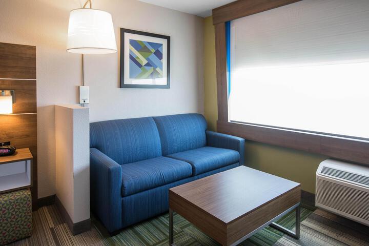 Double Accessible (3 of 3)