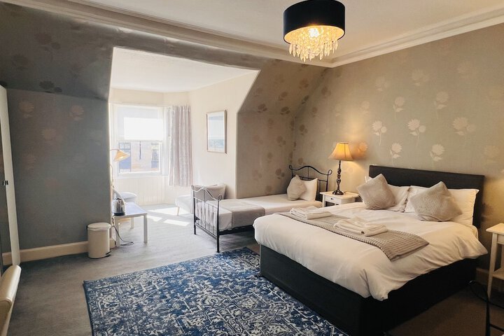 Room 45 of 99
