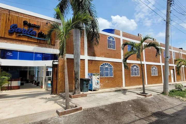PISCINA SARITA CLUB BOUTIQUE in Girardot