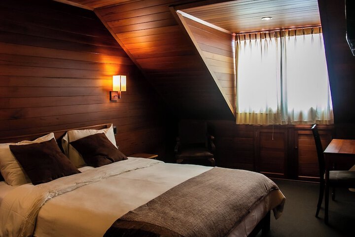 Room 27 of 56