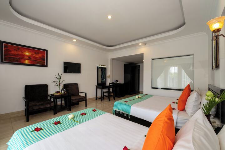 Room 16 of 65